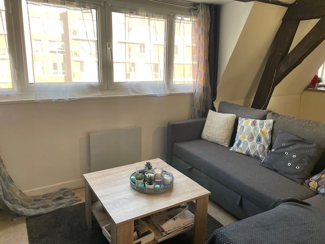 Location Appartement 42m² La Madeleine 1